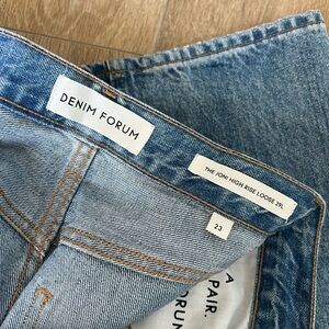 Aritzia Denim Forum- The Joni High Rise Loose 29L